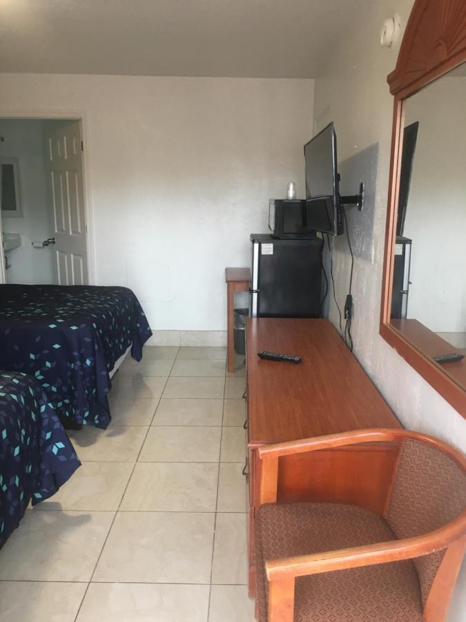 A1A Travel Inn Ормонд Бич Экстерьер фото